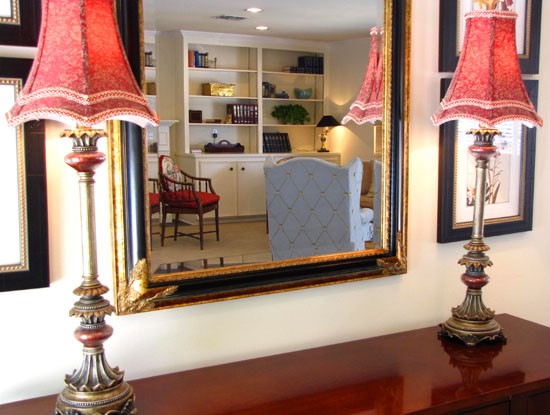 Colonial Plaza Apartments